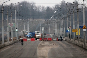 В Могилеве из-за трещины закрыли мост через Днепр